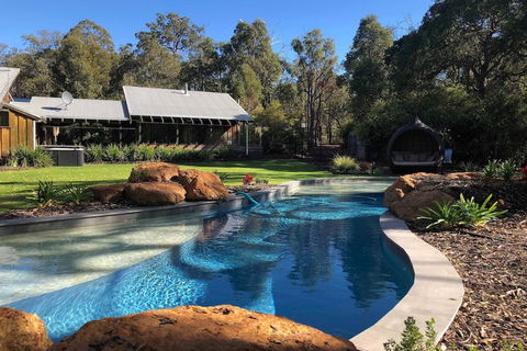 Amaroo Retreat & Spa - Kalgoorlie Accommodation 1
