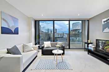 MIRANDA, 1BDR Docklands Apartment - Kalgoorlie Accommodation 0