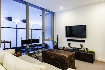 MATILDA, 1BDR South Yarra Apartment - Kalgoorlie Accommodation 0