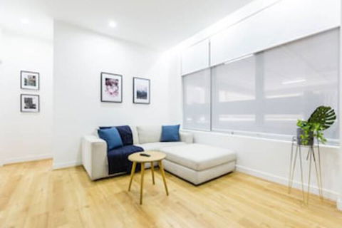 HAZEL, 3BDR Melbourne Apartment - Kalgoorlie Accommodation 0
