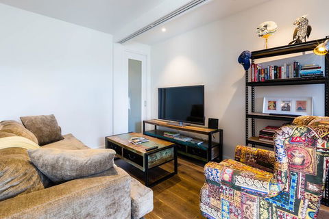 MAXINE, 1BDR Collingwood Apartment - Kalgoorlie Accommodation 2