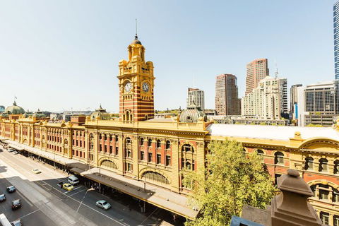 BELLE, 2BDR Melbourne Apartment - Kalgoorlie Accommodation 2