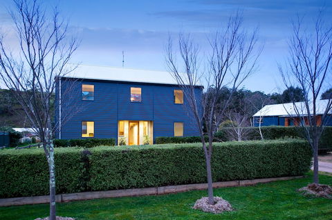 Alofi - Kalgoorlie Accommodation 2