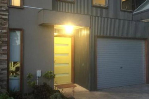 Tangles - Kalgoorlie Accommodation 0