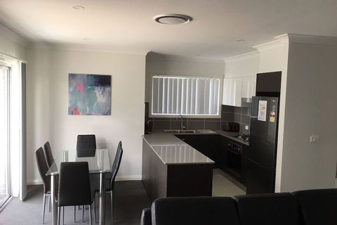 Wallsend On Longworth - Kalgoorlie Accommodation 2