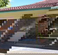 Amore Casa Tenterfield - Kalgoorlie Accommodation