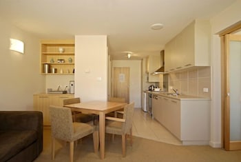 Chalet Hotham 5 - Kalgoorlie Accommodation 6