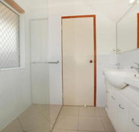 2 Eastern Court Mount Coolum 400 DOLLAR BOND Pet Friendly LINEN INCLUDED - Kalgoorlie Accommodation