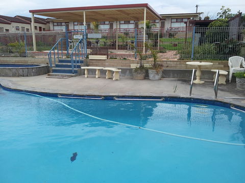 Oyster Court Apartments - Kalgoorlie Accommodation 2