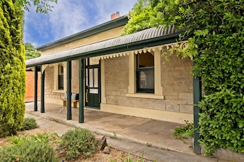 Pembury Cottage - Kalgoorlie Accommodation 0