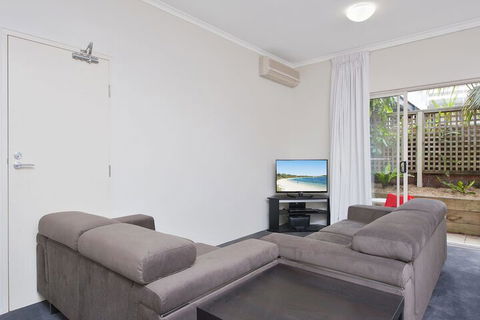 Zenith Studio Unit 4 / 10 Messines Street - Kalgoorlie Accommodation 2