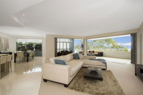 KINGSCLIFF OCEAN VIEW TERRACE By THE FIGTREE 5 - Kalgoorlie Accommodation 2