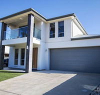 The Races - Swanport - Kalgoorlie Accommodation