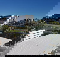 Beau Monde Apartments Newcastle - Worth Place Apartment - Kalgoorlie Accommodation