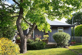 Absolute - Kalgoorlie Accommodation 0