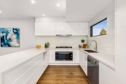 Glen Manor 3 - Kalgoorlie Accommodation 1