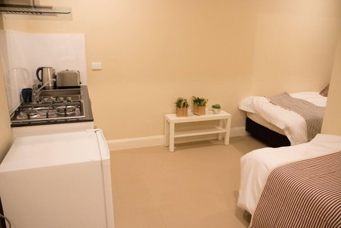 T & M HOUSE - Kalgoorlie Accommodation 4