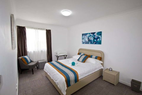 Morisset Serviced Apartments - Kalgoorlie Accommodation 1