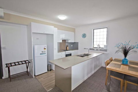 Morisset Serviced Apartments - Kalgoorlie Accommodation 5