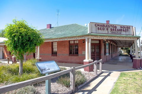 Charleston House - Mathoura - Kalgoorlie Accommodation 1