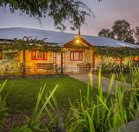 Monkey Place Country House - Kalgoorlie Accommodation