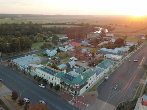 Orbost Club Hotel - Kalgoorlie Accommodation 0