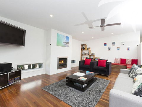 Akama - Kalgoorlie Accommodation 6