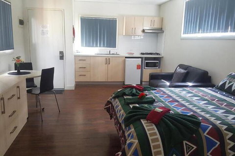 Acclaim Goldminer Tourist Caravan Park - Kalgoorlie Accommodation 5
