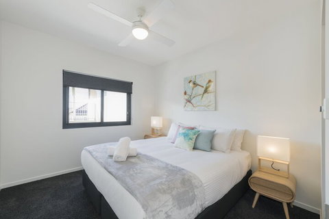 Astra Apartments Broadmeadow - Kalgoorlie Accommodation 6
