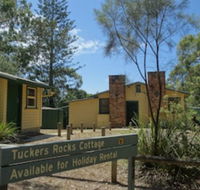 Tuckers Rocks Cottage - Kalgoorlie Accommodation