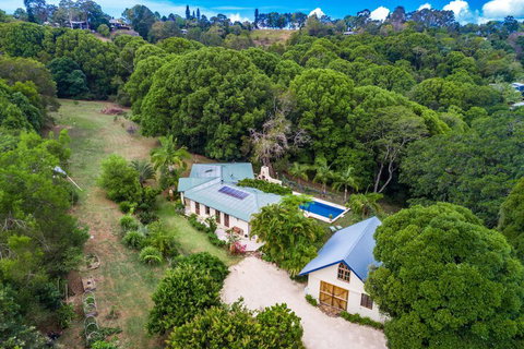 Casa Serena - Kalgoorlie Accommodation 1