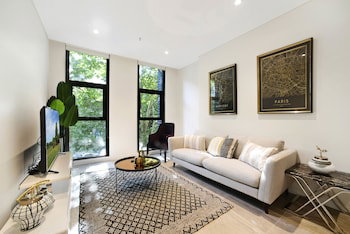 Luxury Style Walking To Darling Harbour QVB & ICC - Kalgoorlie Accommodation 0