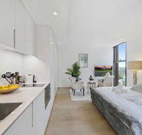 Luxury Home Hidden in the Urban Oasis - Kalgoorlie Accommodation