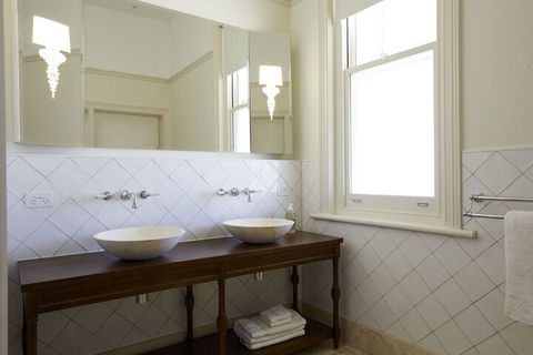 Le Mas Barossa - Kalgoorlie Accommodation 5