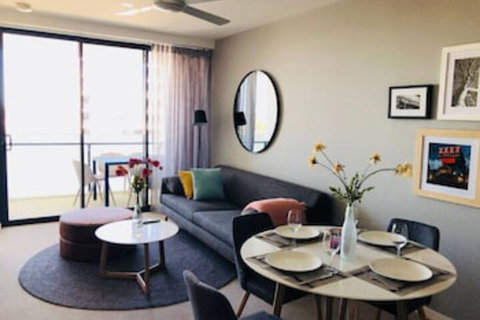 Hamilton 1107 - Kalgoorlie Accommodation 0
