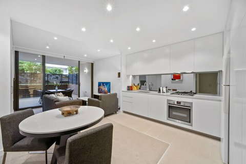 Peaceful Water Side Retreat With Huge Courtyard - Kalgoorlie Accommodation 4