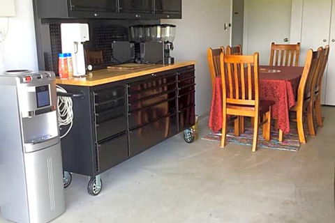 Yandina House - Kalgoorlie Accommodation 1