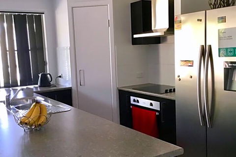 Yandina House - Kalgoorlie Accommodation 2