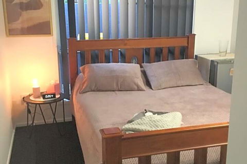 Yandina House - Kalgoorlie Accommodation 6