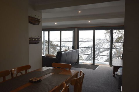 Fountains 18 - Kalgoorlie Accommodation 1