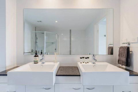 SOLARIS At Fingal Bay - Kalgoorlie Accommodation 6