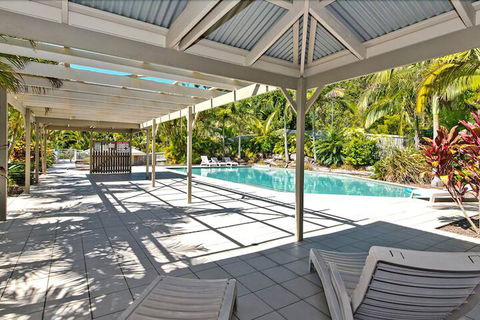 Deep Blue 8 - Kalgoorlie Accommodation 0