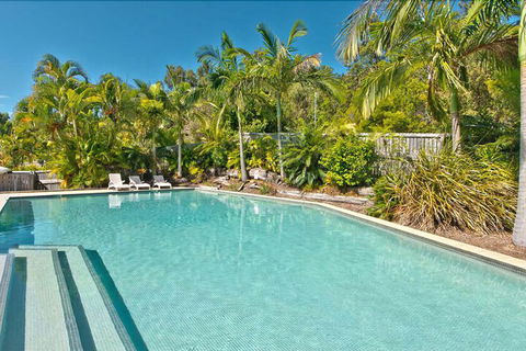 Deep Blue 8 - Kalgoorlie Accommodation 1
