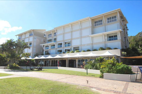 Deep Blue 13 - Kalgoorlie Accommodation 0