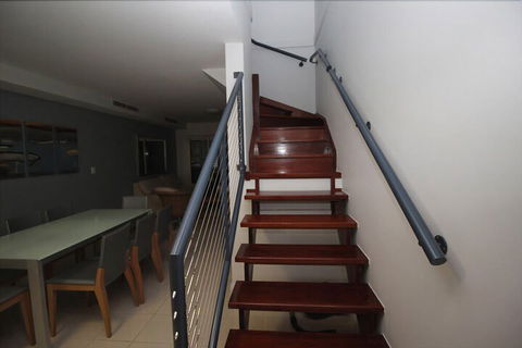 Deep Blue 13 - Kalgoorlie Accommodation 2