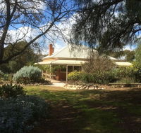 Thalia Getaway Villa - Kalgoorlie Accommodation
