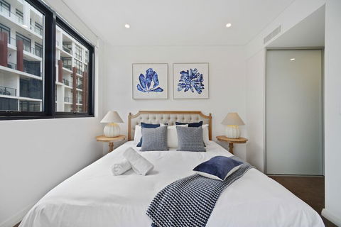 HomeHotel Waterside Luxury & New Residences - Kalgoorlie Accommodation 7