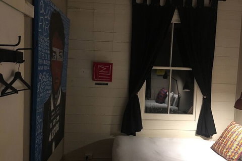 Pop Artist's Concept Store On Darling St - Kalgoorlie Accommodation 7