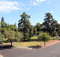 Adelaide CBD Apartment - 3BR 2Bath  Carpark - Kalgoorlie Accommodation