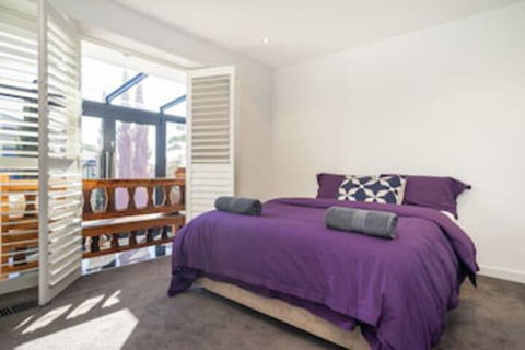 Lux On Main - Kalgoorlie Accommodation 3